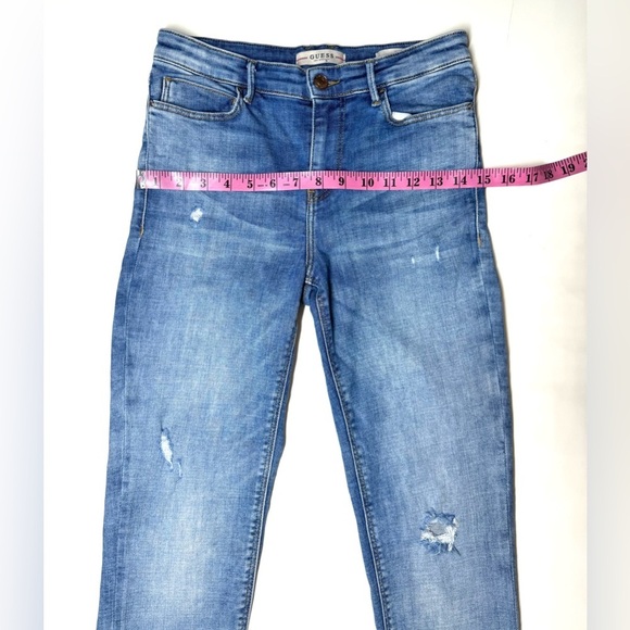 Guess Women's 1981 Skinny High Jeans Size- 27 - Picture 4 of 10